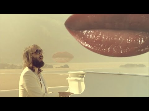 Sébastien Tellier - Roche (Official Video)